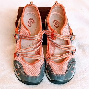 Chaco Women's Shoes Size 9